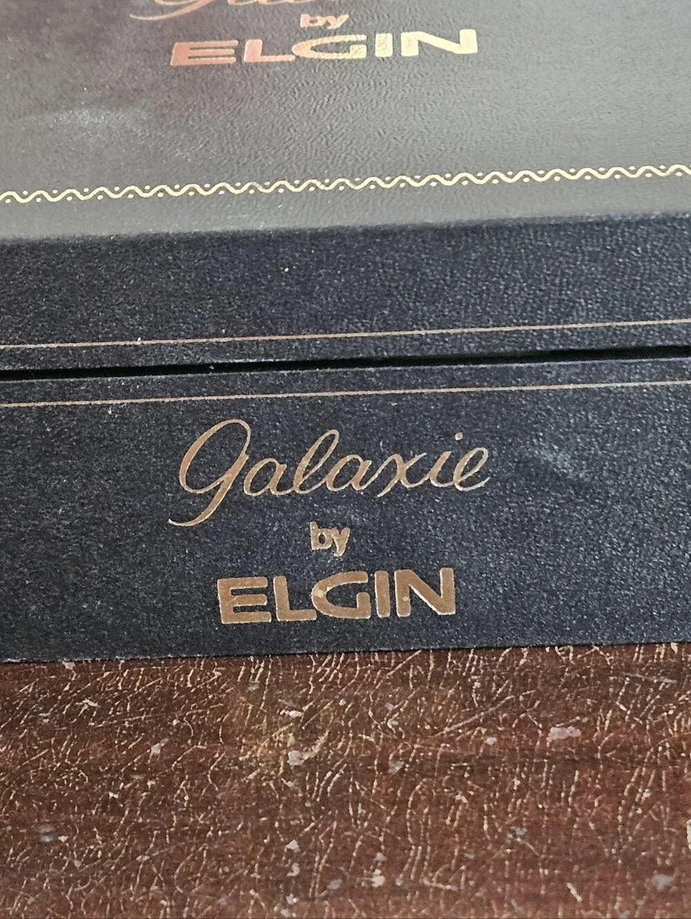 Vintage Galaxie By Elgin Ladies Watch Gift Set Black Purse Clasp Box Tag 1980s.